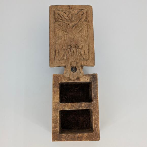 Primitive Carved Wooden Box Lidded Trinket Storage Indian Spice Rustic Stash VTG - Picture 9 of 15